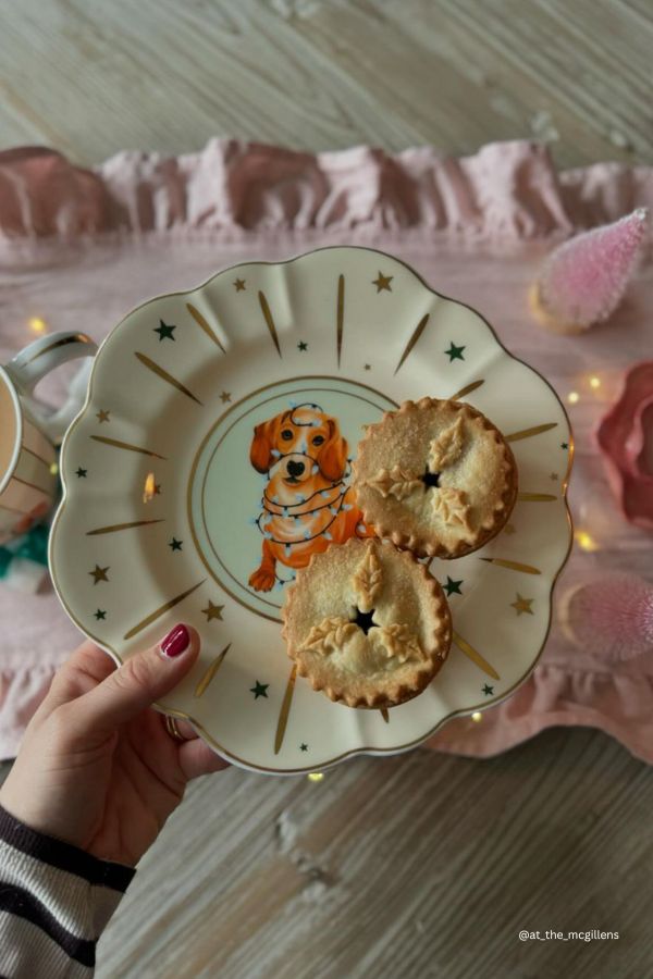 Yvonne Ellen Xmas Sausage Doggie Cake Plate