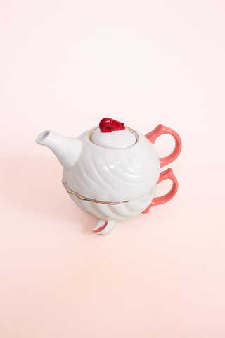 Shell Tea Cup and Pot for One