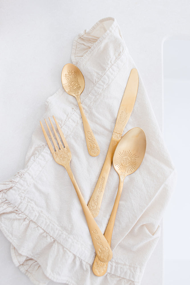 Yvonne Ellen Gold Cutlery Set (16pcs)