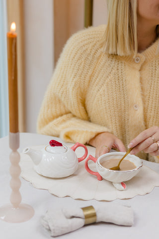 Shell Tea Cup and Pot for One
