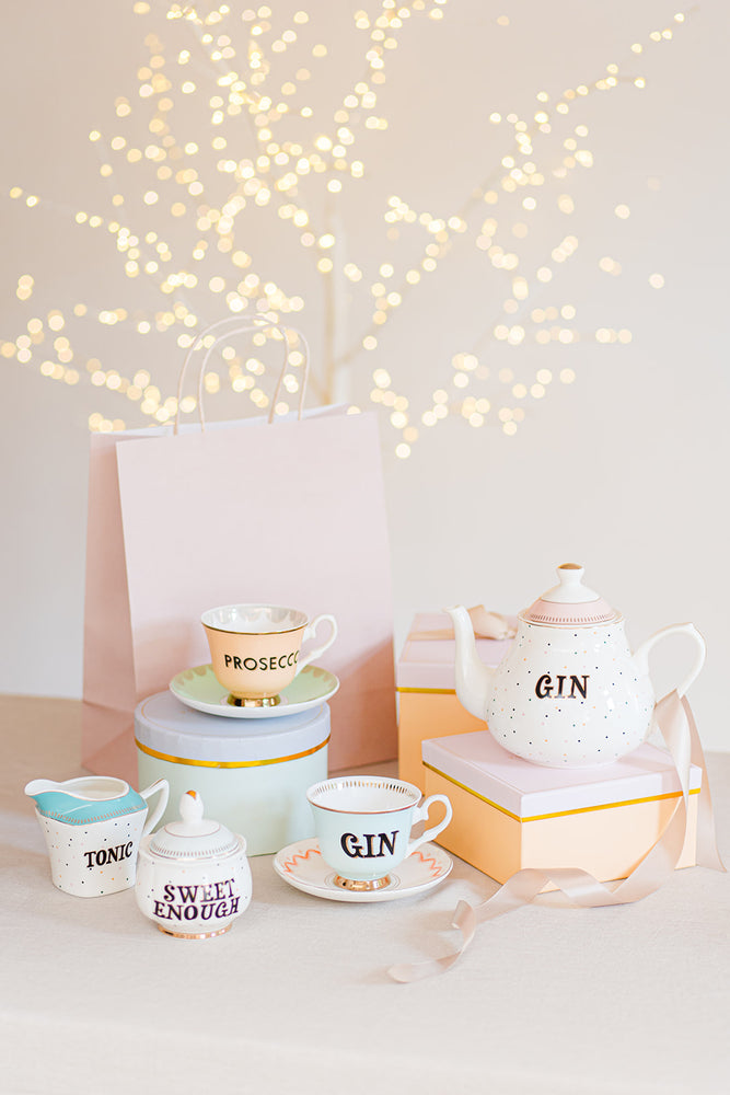 Yvonne Ellen Gin Teapot