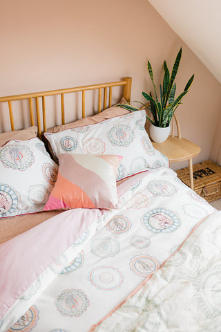 Yvonne Ellen Vintage Plates Duvet Set