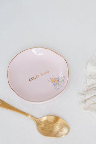🎁 Yvonne Ellen Bee Teabag Tidy (100% off)