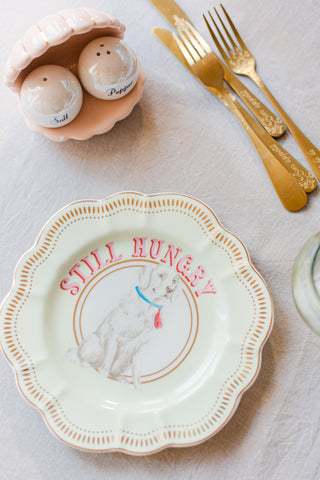 Yvonne Ellen Labrador Flower Plate (23cm)