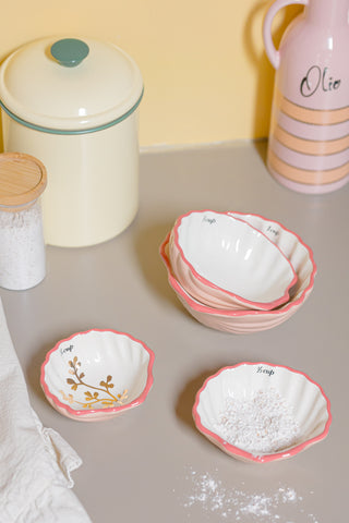 Shell Measuring Cups