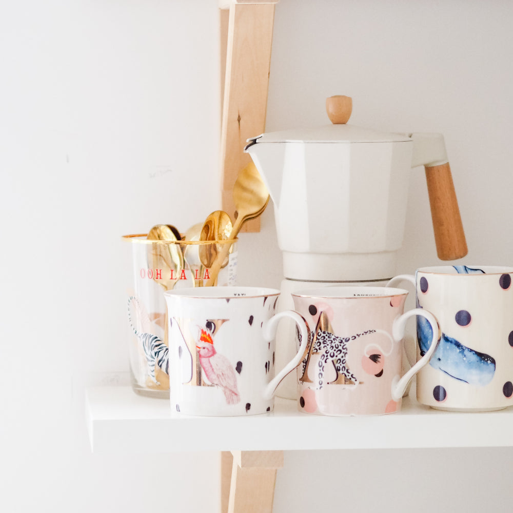 
                
                    Load image into Gallery viewer, Yvonne Ellen Q For Quirky Mug
                
            